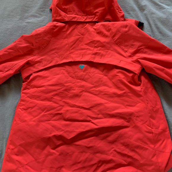 Obermeyer Ski/Snowboard Suit - Teen M (10-12) - Picture 8 of 16